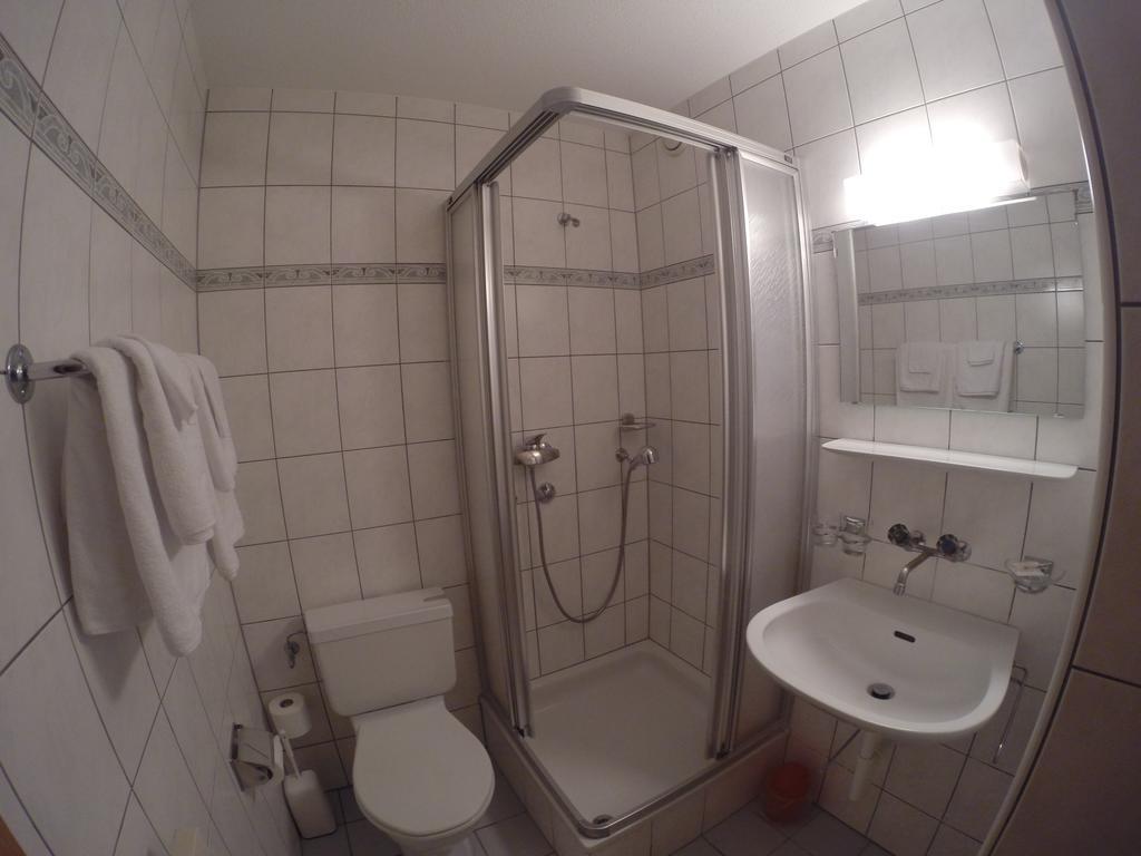 Gasthof Buehl Schwarzenburg Chambre photo